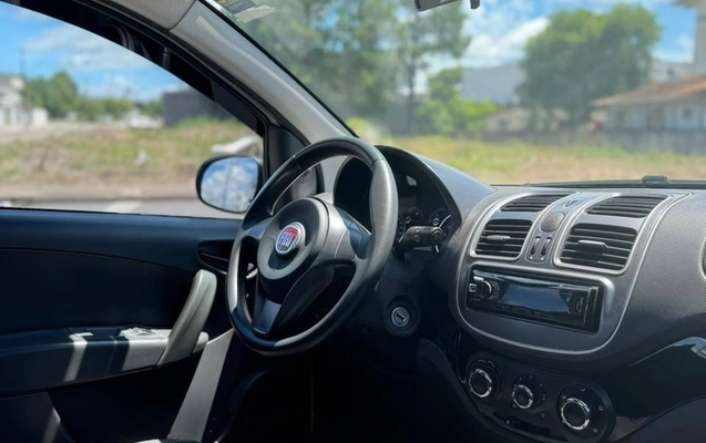 imagem-https://www.socarrao.com.br/sc-vehicle-images-prod/5775/1770313463150-057b97ea22cb44799c7bd16c65243b70_1768327581071.jpeg