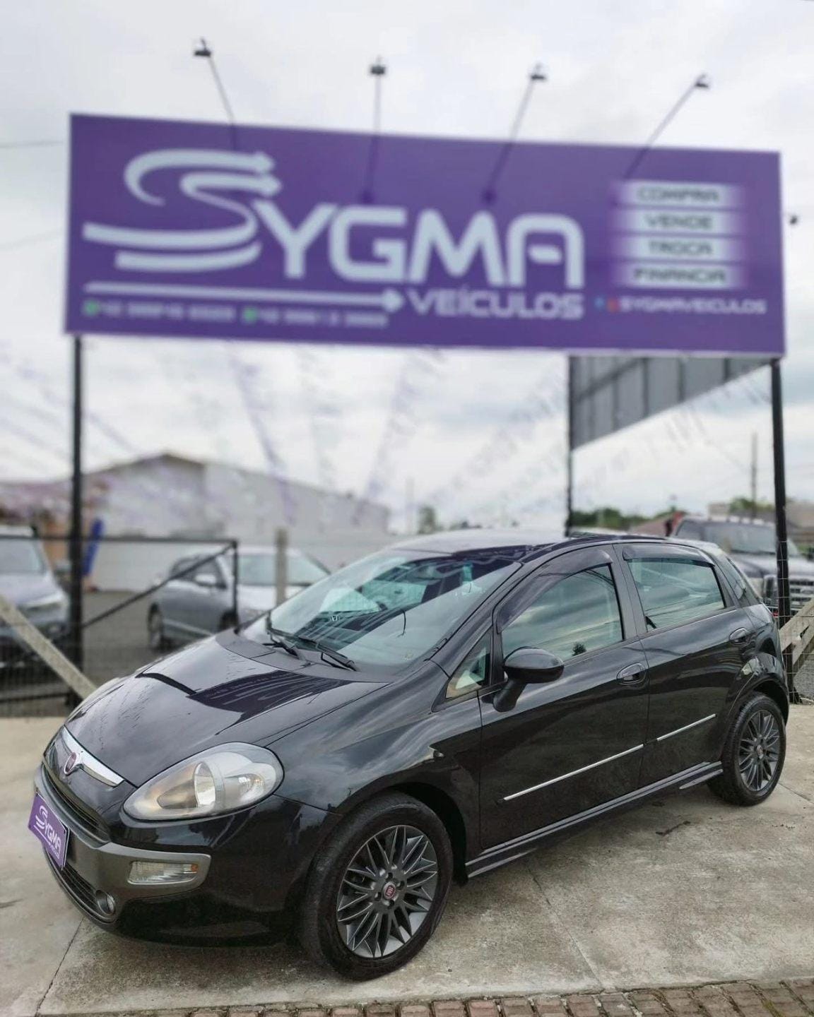 Fiat Punto 2015 Preto — foto 1 de 3