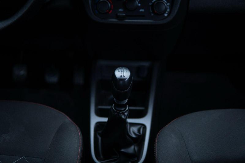 imagem-https://www.socarrao.com.br/sc-vehicle-images-prod/5801/1769987801268-6758294OR_1752243399_52_880.jpg