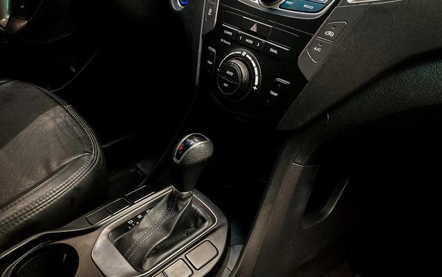 imagem-https://www.socarrao.com.br/sc-vehicle-images-prod/5812/1769987803641-6908491OR_1757426048_49_30.jpg