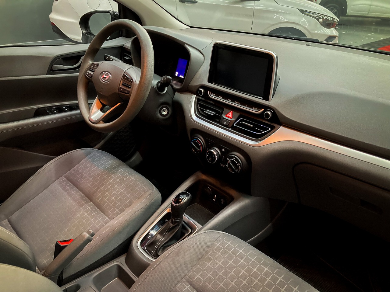 imagem-https://www.socarrao.com.br/sc-vehicle-images-prod/5813/1769987803861-6908898OR_1757434899_61_780.jpg