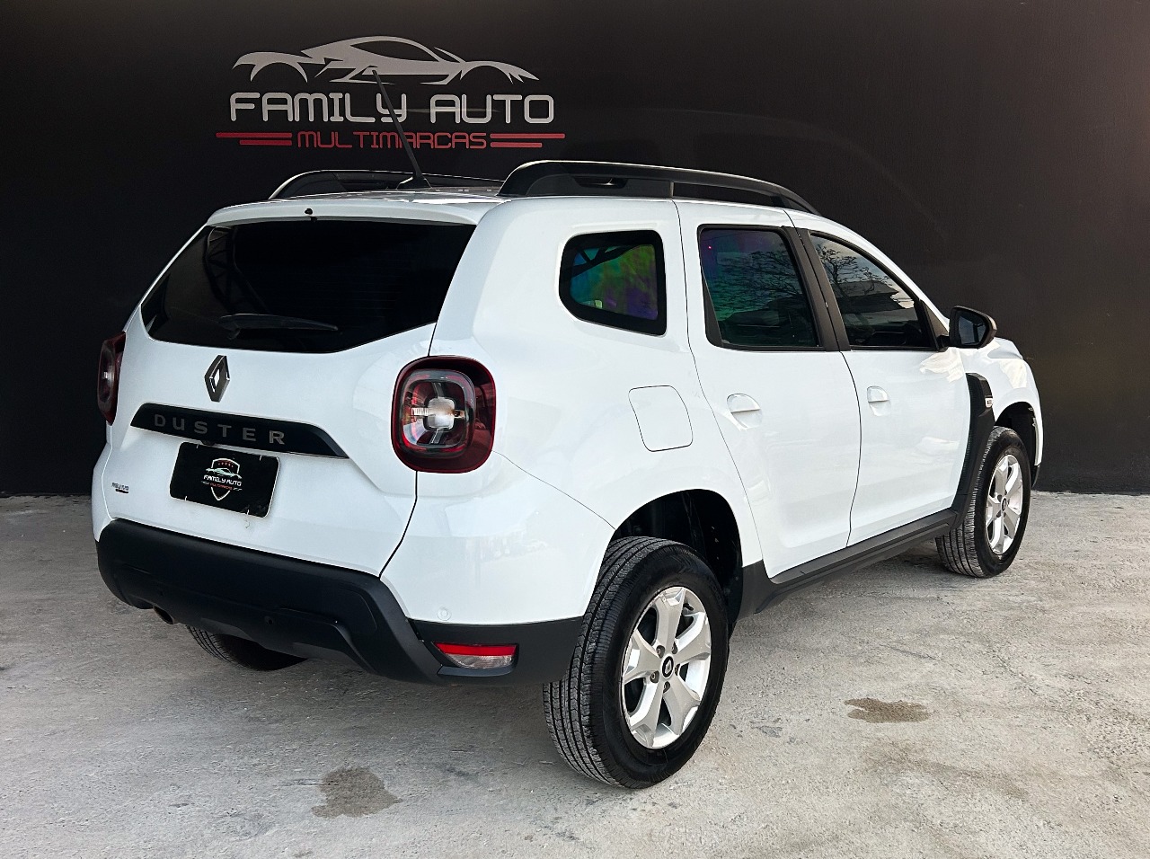 imagem-https://www.socarrao.com.br/sc-vehicle-images-prod/5814/1769987804060-6987281OR_1760557459_11_650.jpg
