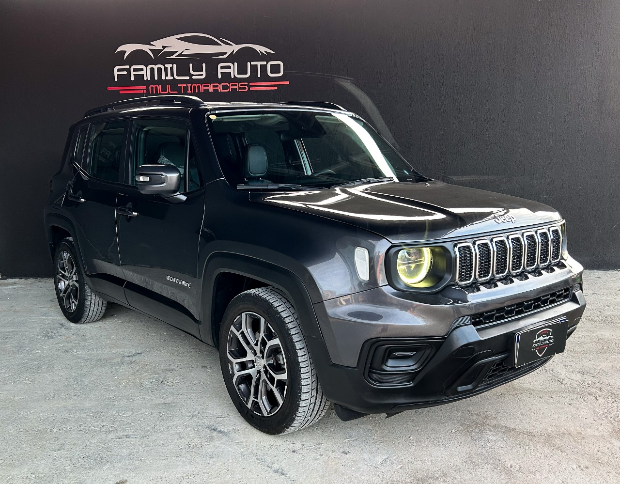 Jeep Renegade 2024 Cinza — foto 1 de 3