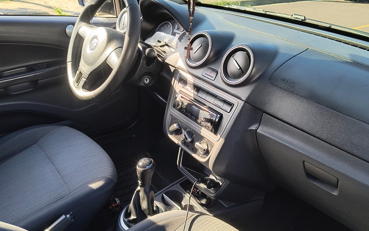 imagem-https://www.socarrao.com.br/sc-vehicle-images-prod/605612/1786906353255-SU1HXzIwMjYwODE2XzE1MjYwNTM2N19IRFIuanBn.jpg