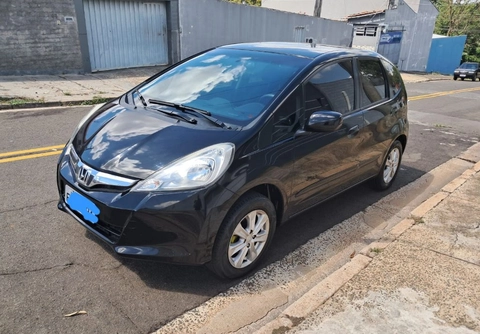 Honda Fit 2013 Preto — foto 1 de 3
