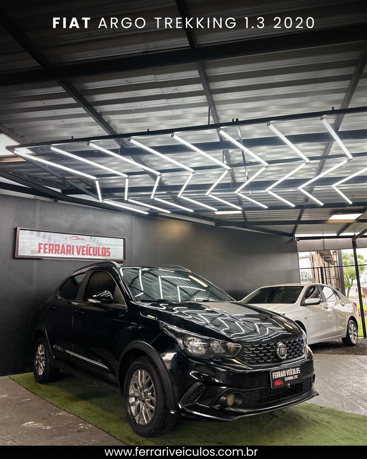 Fiat Argo TREKKING 1.3 8V Flex na cor Preto no Canoas / RS - 611