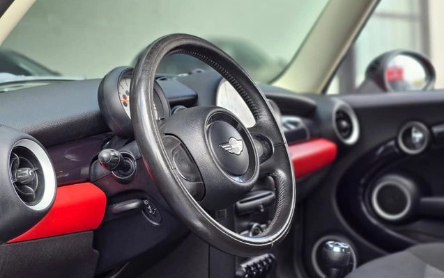 imagem-https://www.socarrao.com.br/sc-vehicle-images-prod/6113/1787331944381-gb-89d2181.jpeg