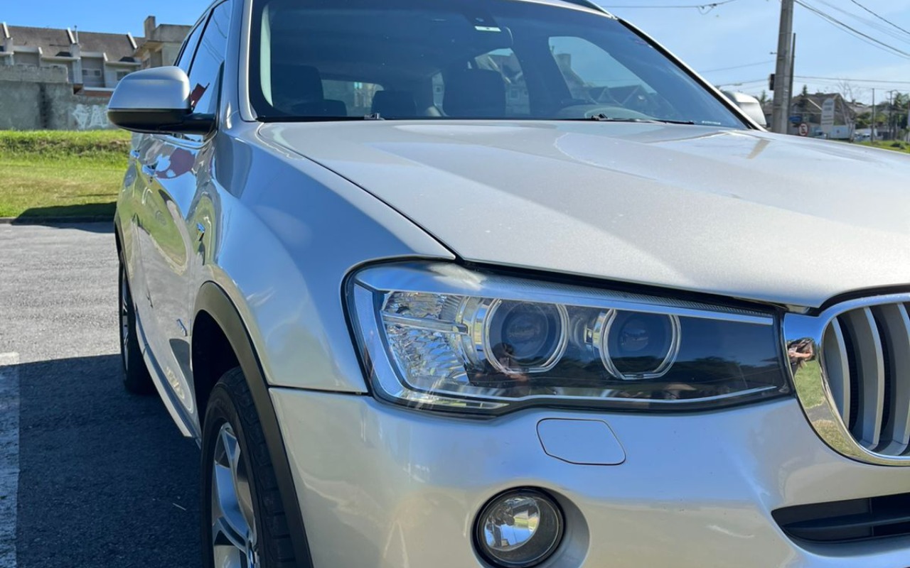 imagem-https://www.socarrao.com.br/sc-vehicle-images-prod/616699/1776956148342-Rm90byAxMS5qcGVn.jpeg