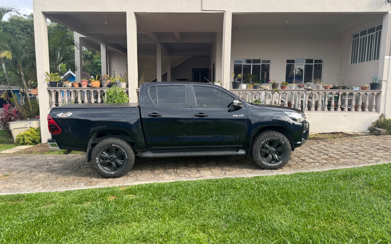 imagem-https://www.socarrao.com.br/sc-vehicle-images-prod/626868/1777591071391-SU1HXzM3NzIuanBlZw.jpeg
