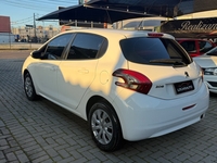 Peugeot 208 Active Pack 1.2 Flex 12V 5p Mec. na cor Branco em Curitiba / PR - 634