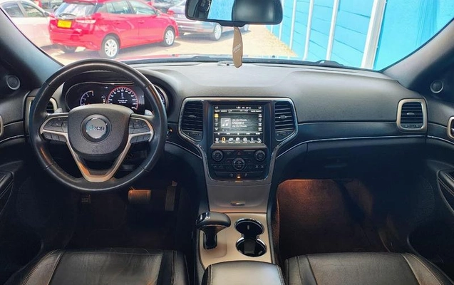 imagem-https://www.socarrao.com.br/sc-vehicle-images-prod/6615/1785359196856-6890443_9_B_5c06aaa9f8.jpeg