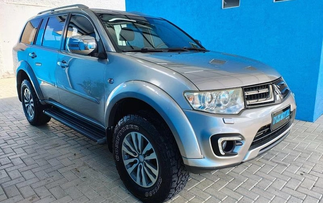 imagem-https://www.socarrao.com.br/sc-vehicle-images-prod/6641/1784989573485-7652494_18_B_962acfdd7b.jpeg