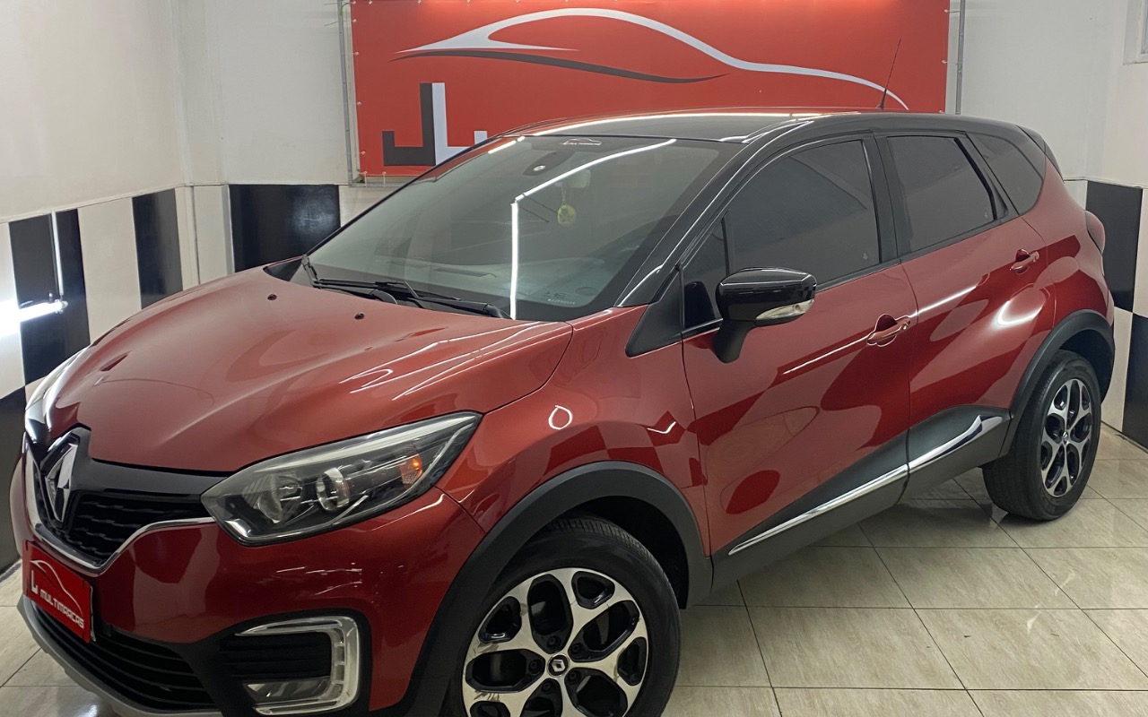 Renault Captur 2018 Vermelho — foto 1 de 3