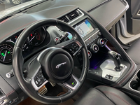 imagem-https://www.socarrao.com.br/sc-vehicle-images-prod/7195/1769987835726-6939631P_57112600_1758746410_2456_0.webp