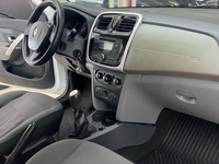 imagem-https://www.socarrao.com.br/sc-vehicle-images-prod/7205/1769987837000-7092899P_22963000_1764287740_5129_0.webp