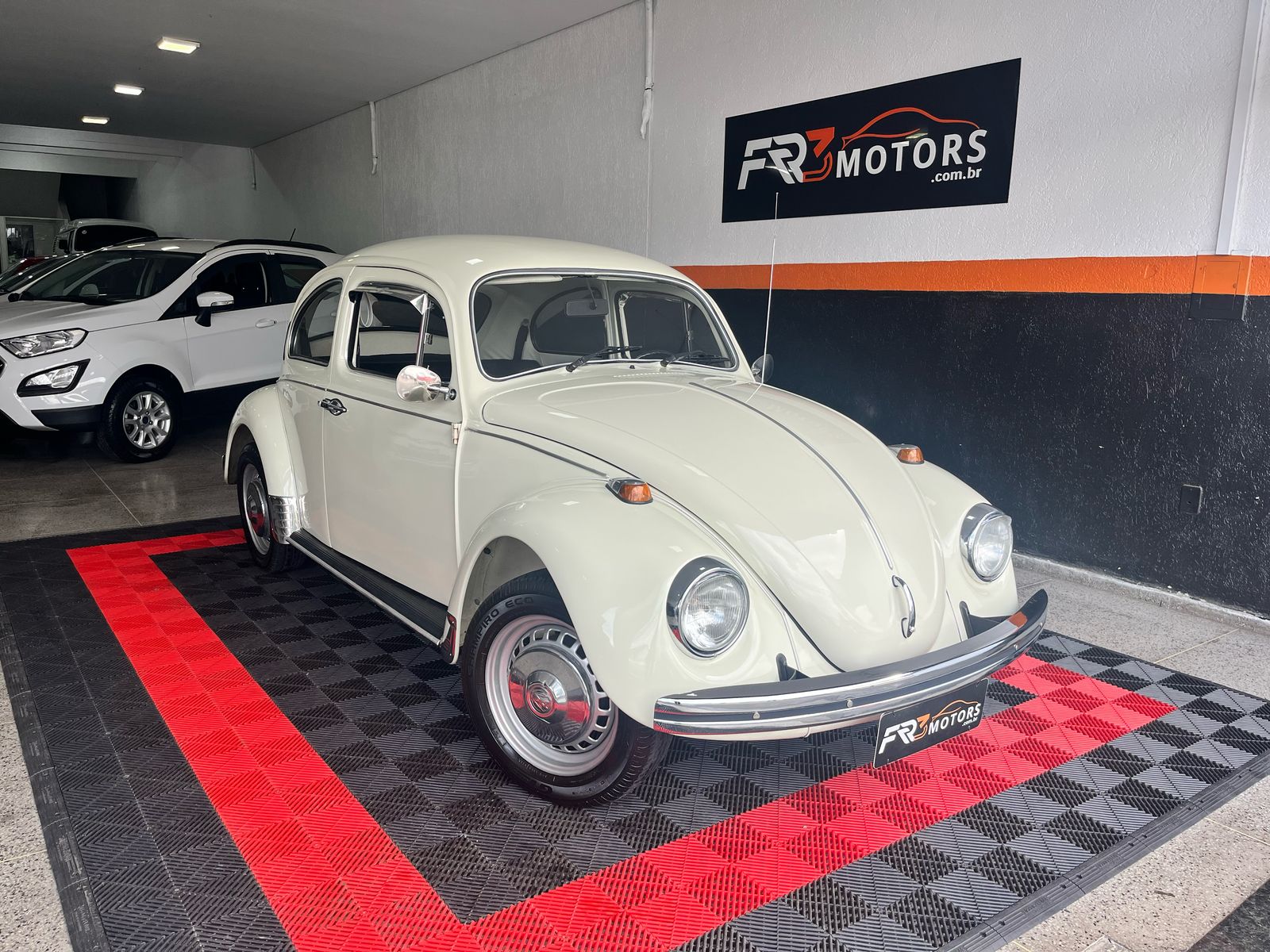 Volkswagen Fusca 1300/1300L na cor Branco no Gravataí / RS - 7273