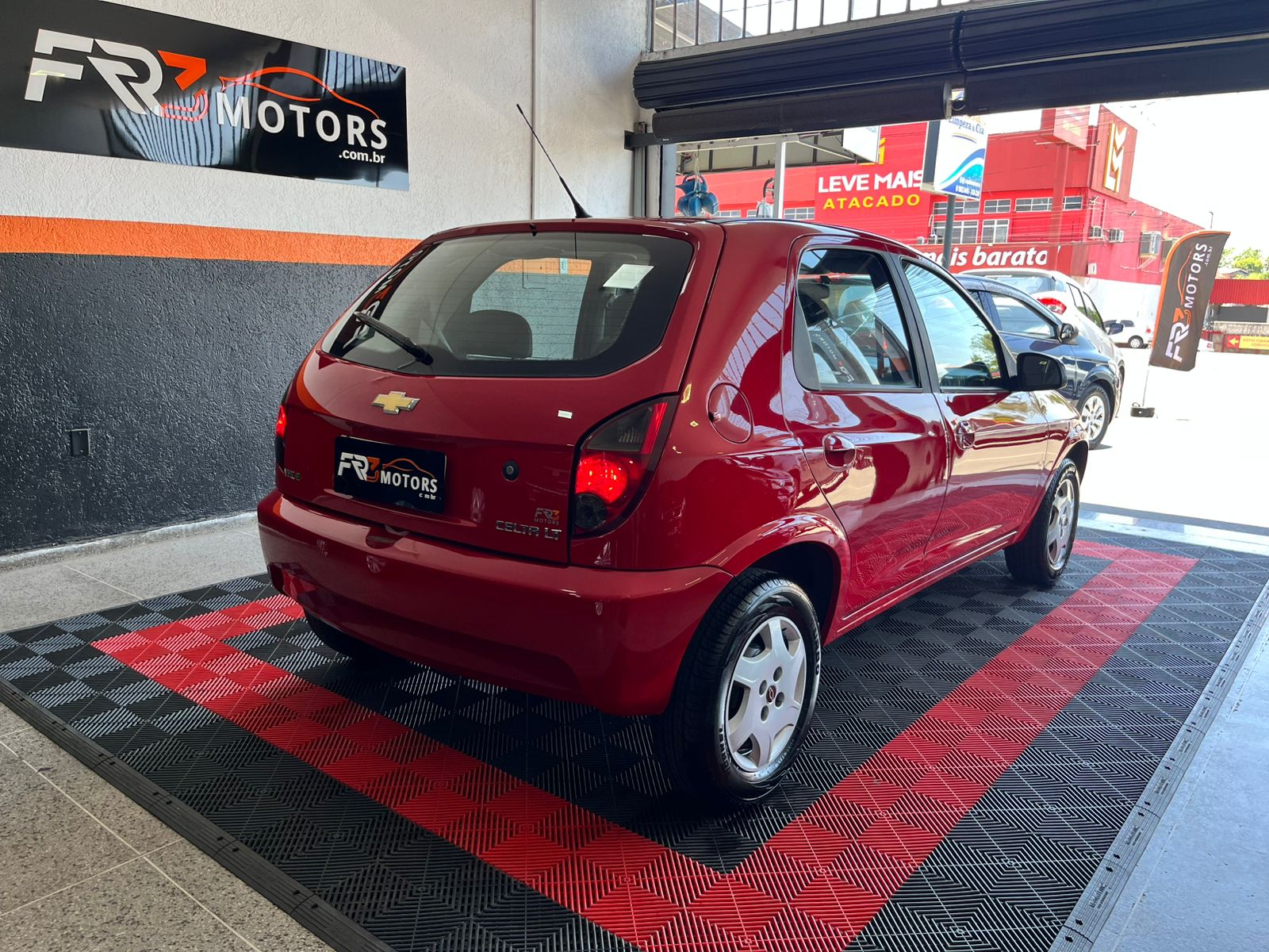 imagem-https://www.socarrao.com.br/sc-vehicle-images-prod/7296/1769987840925-7142451OR_1765308050_45_390.jpg