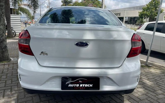 imagem-https://www.socarrao.com.br/sc-vehicle-images-prod/7341/1784996472905-6609457_1_B_3d9e50a378.jpeg