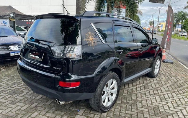 imagem-https://www.socarrao.com.br/sc-vehicle-images-prod/7343/1784996434587-6612866_1_B_eba82213d7.jpeg