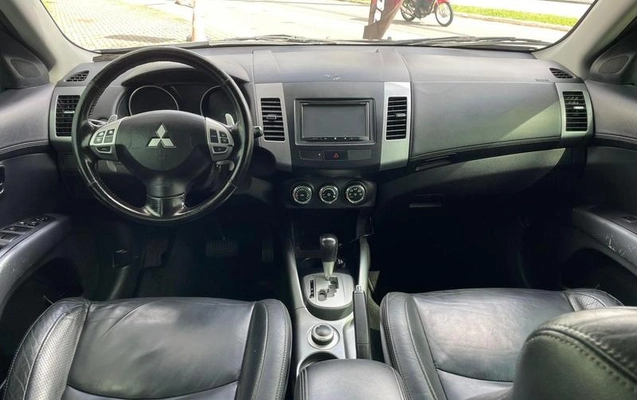 imagem-https://www.socarrao.com.br/sc-vehicle-images-prod/7343/1784996434592-6612866_0_B_7b533983bc.jpeg