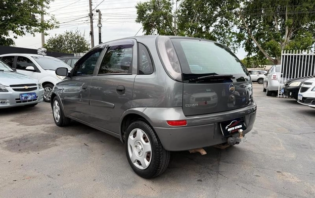imagem-https://www.socarrao.com.br/sc-vehicle-images-prod/7349/1787666297740-7538947_7_B_15feff93fa.jpeg