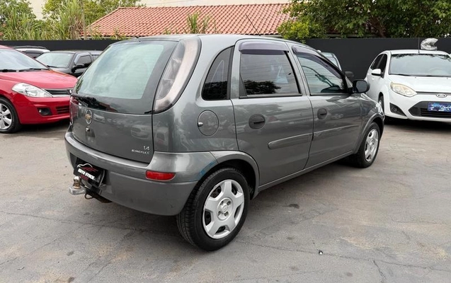 imagem-https://www.socarrao.com.br/sc-vehicle-images-prod/7349/1787666297742-7538947_2_B_a0e155ff76.jpeg