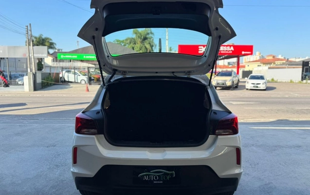 imagem-https://www.socarrao.com.br/sc-vehicle-images-prod/763615/1770047807169-gb-bd1d4f5.jpeg