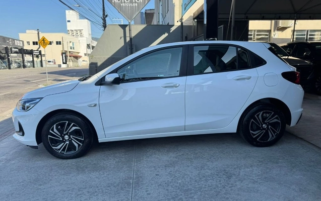 imagem-https://www.socarrao.com.br/sc-vehicle-images-prod/763615/1770047807184-gb-613a6dc.jpeg