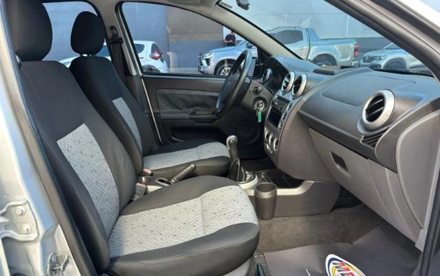 imagem-https://www.socarrao.com.br/sc-vehicle-images-prod/769882/1770207618586-1770207428447.16.jpg