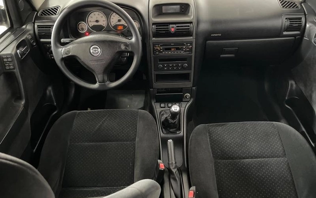 imagem-https://www.socarrao.com.br/sc-vehicle-images-prod/774496/1788465854005-7768716_13_B_7bc71885f1.jpeg