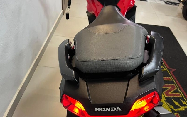 imagem-https://www.socarrao.com.br/sc-vehicle-images-prod/774548/1780932511211-7778321_4_B_957976c83b.jpeg