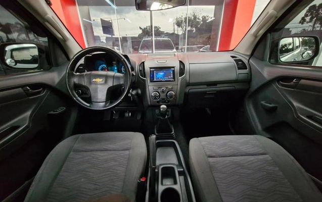 imagem-https://www.socarrao.com.br/sc-vehicle-images-prod/775516/1789493747153-7717062_6_B_8d6fa7d76b.jpeg
