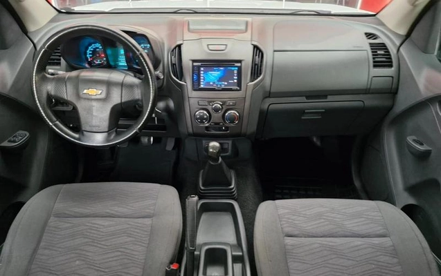 imagem-https://www.socarrao.com.br/sc-vehicle-images-prod/775516/1789493747158-7717062_8_B_a9858c509c.jpeg