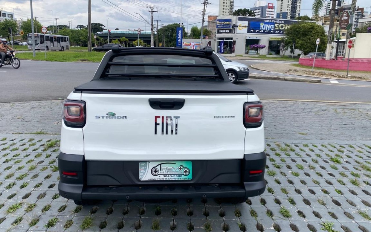 imagem-https://www.socarrao.com.br/sc-vehicle-images-prod/775782/1771696138631-OC5qcGVn.jpeg