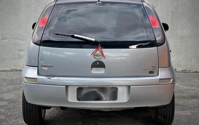 imagem-https://www.socarrao.com.br/sc-vehicle-images-prod/775999/1787747867504-7772403_6_B_0251dc156e.jpeg