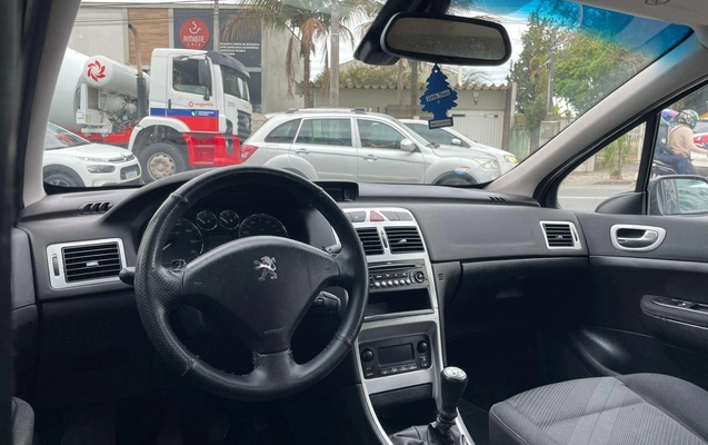 imagem-https://www.socarrao.com.br/sc-vehicle-images-prod/778290/1770296981682-1c8d4941caa541b1ae828e5ed135594c_1770124122931.jpeg
