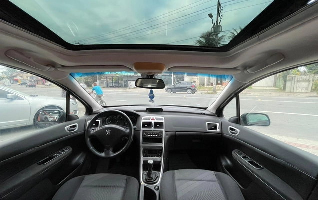 imagem-https://www.socarrao.com.br/sc-vehicle-images-prod/778290/1770296981684-32dafc461b4f43759a165fdd9e137bd3_1770124124079.jpeg