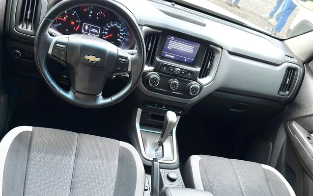 imagem-https://www.socarrao.com.br/sc-vehicle-images-prod/778330/1770297622376-8_090017.jpg