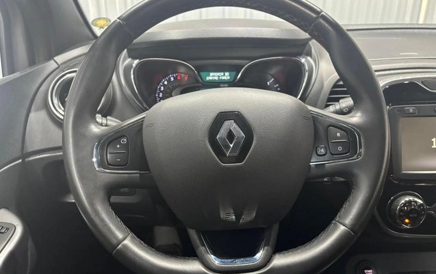 imagem-https://www.socarrao.com.br/sc-vehicle-images-prod/778376/1790360889384-7118531_8_B_3c40514dce.jpeg