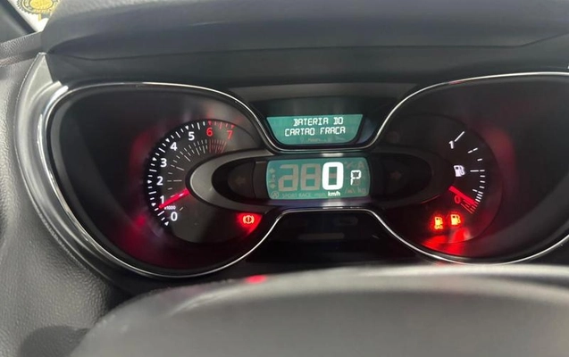 imagem-https://www.socarrao.com.br/sc-vehicle-images-prod/778376/1790360889388-7118531_7_B_d22333bb1f.jpeg