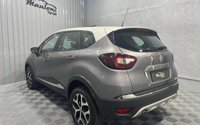 imagem-https://www.socarrao.com.br/sc-vehicle-images-prod/778376/1790360889394-7118531_12_B_1ed248f4f1.jpeg