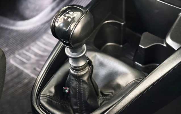 imagem-https://www.socarrao.com.br/sc-vehicle-images-prod/778451/1786023170999-gb-40387fe.jpeg