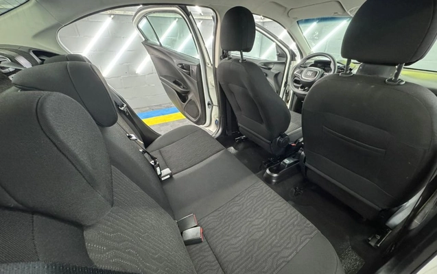 imagem-https://www.socarrao.com.br/sc-vehicle-images-prod/778735/1770301840373-gb-1f01a9a.jpeg