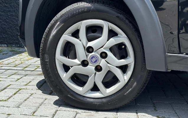 imagem-https://www.socarrao.com.br/sc-vehicle-images-prod/779123/1786135773626-7766725_10_B_cb2da85cdc.jpeg