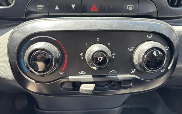 imagem-https://www.socarrao.com.br/sc-vehicle-images-prod/779123/1786135773634-7766725_2_B_1171030aeb.jpeg