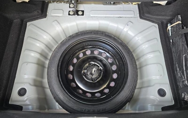 imagem-https://www.socarrao.com.br/sc-vehicle-images-prod/779151/1788981034329-7779598_18_B_34d4b26c29.jpeg