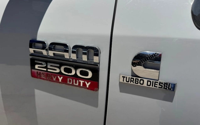imagem-https://www.socarrao.com.br/sc-vehicle-images-prod/779784/1784557355772-gb-e41fc60.jpeg