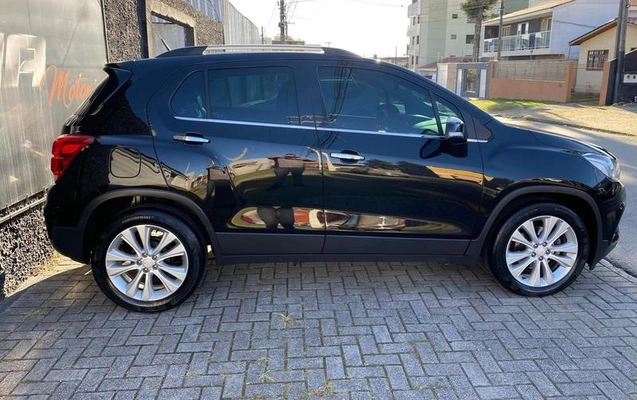 imagem-https://www.socarrao.com.br/sc-vehicle-images-prod/780072/1786131236761-6034487_0_B_9523b38a5e.jpeg