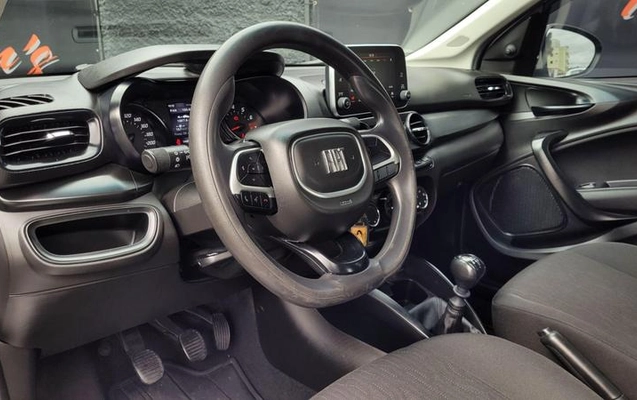 imagem-https://www.socarrao.com.br/sc-vehicle-images-prod/780095/1780946312028-7184266_9_B_25fdf3fd94.jpeg