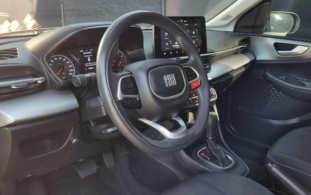 imagem-https://www.socarrao.com.br/sc-vehicle-images-prod/780107/1780946333182-7314782_7_B_91d85a484a.jpeg
